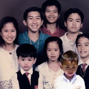 Meet your Posher, Douang